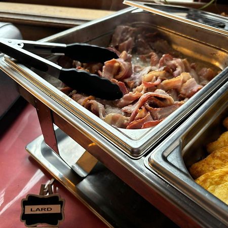 Hotel Terminus - Pizzeria Pizz'A Gogo - Salle De Sport - Face A La Gare لون-لو-سونييه المظهر الخارجي الصورة