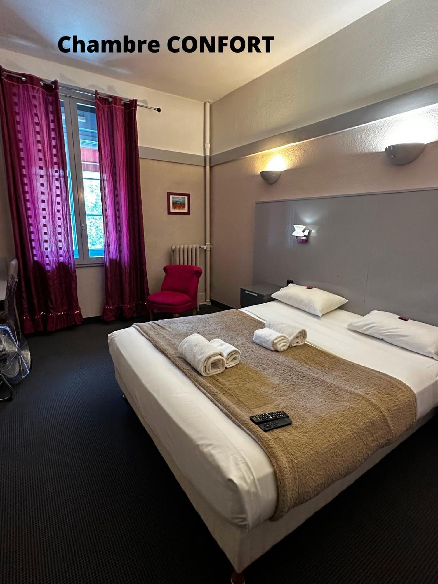 Hotel Terminus - Pizzeria Pizz'A Gogo - Salle De Sport - Face A La Gare لون-لو-سونييه المظهر الخارجي الصورة